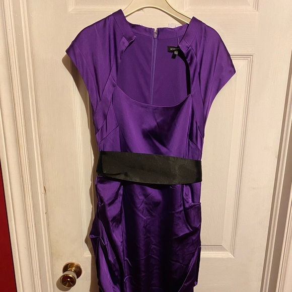 Le Chateau purple dress - Picture 1 of 3